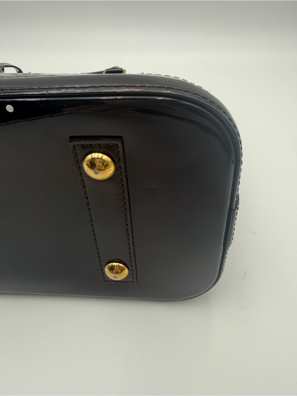 Louis Vuitton Brown Patent Vernis Alma PM Satchel - Picture 6 of 11
